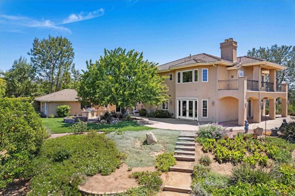 Photo of 13852 Northcrest Ln