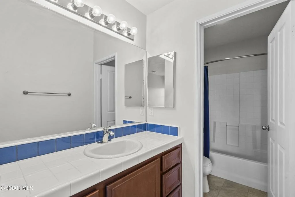 Photo of Unit B at 2980 Campa Way