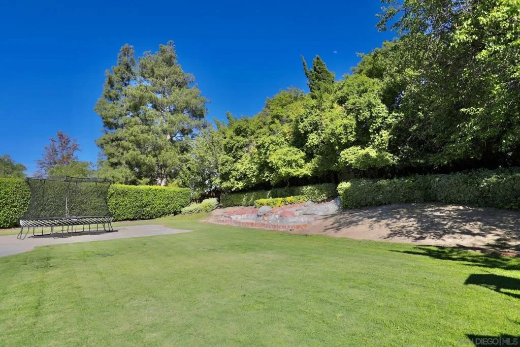 Photo of 45946 Clubhouse Dr.