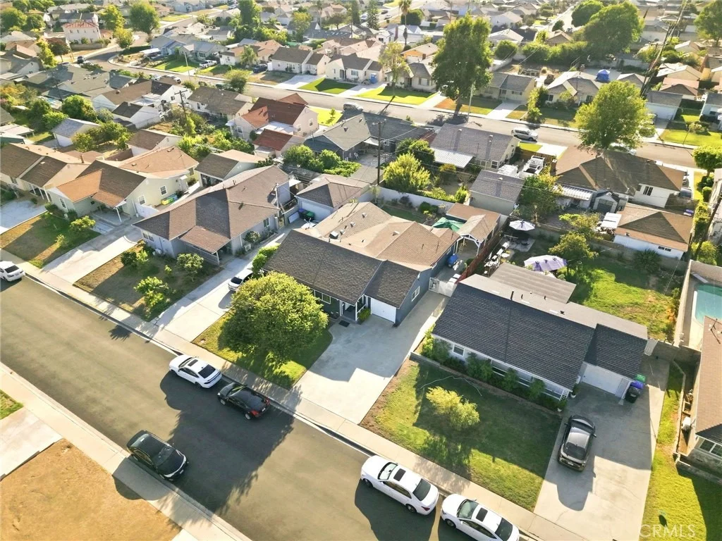 Photo of 2009 Graylock Avenue