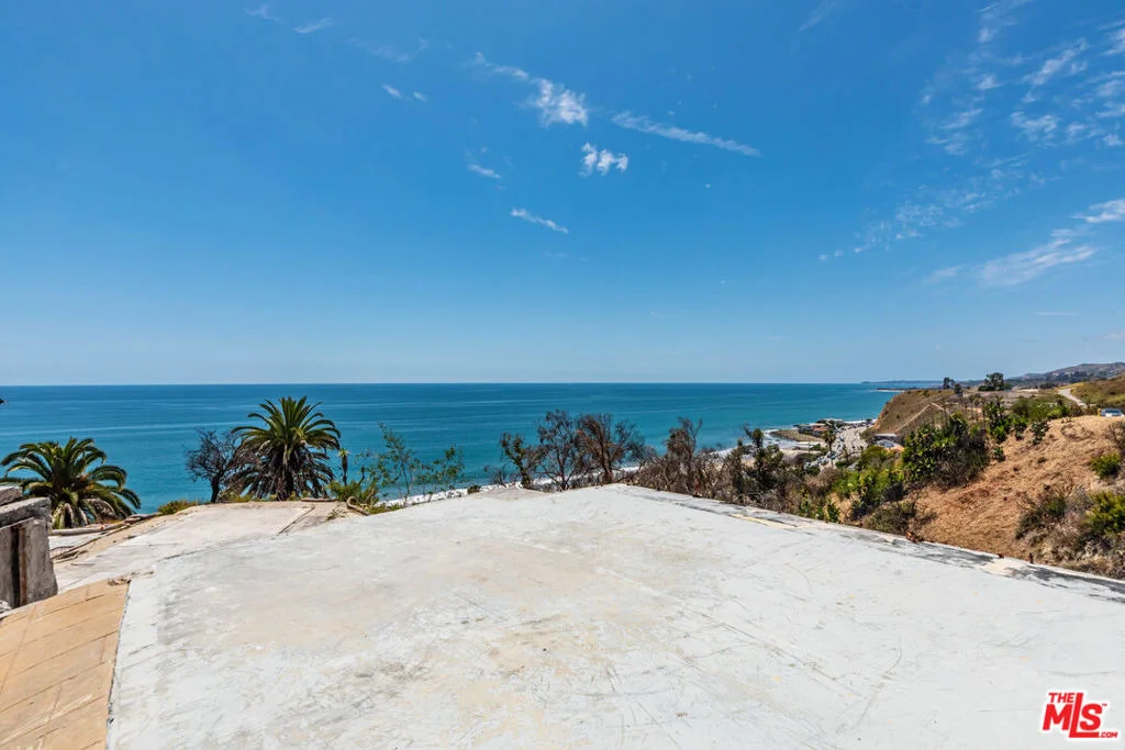 Photo of 21470 Rambla Vista