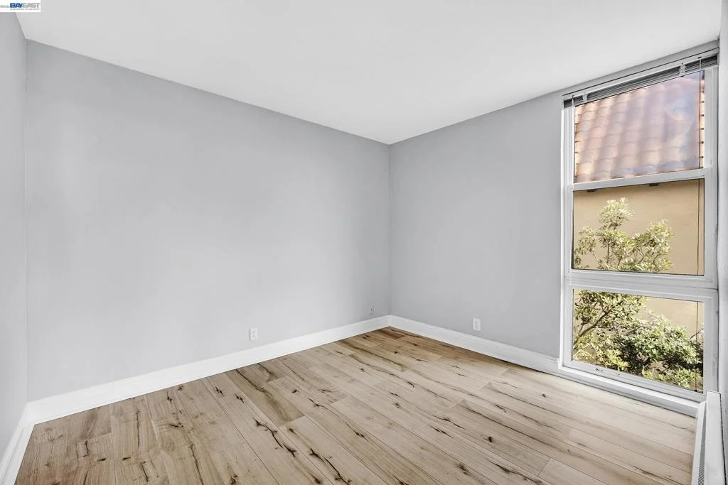 Photo of Unit 306 at 2 Panoramic Way