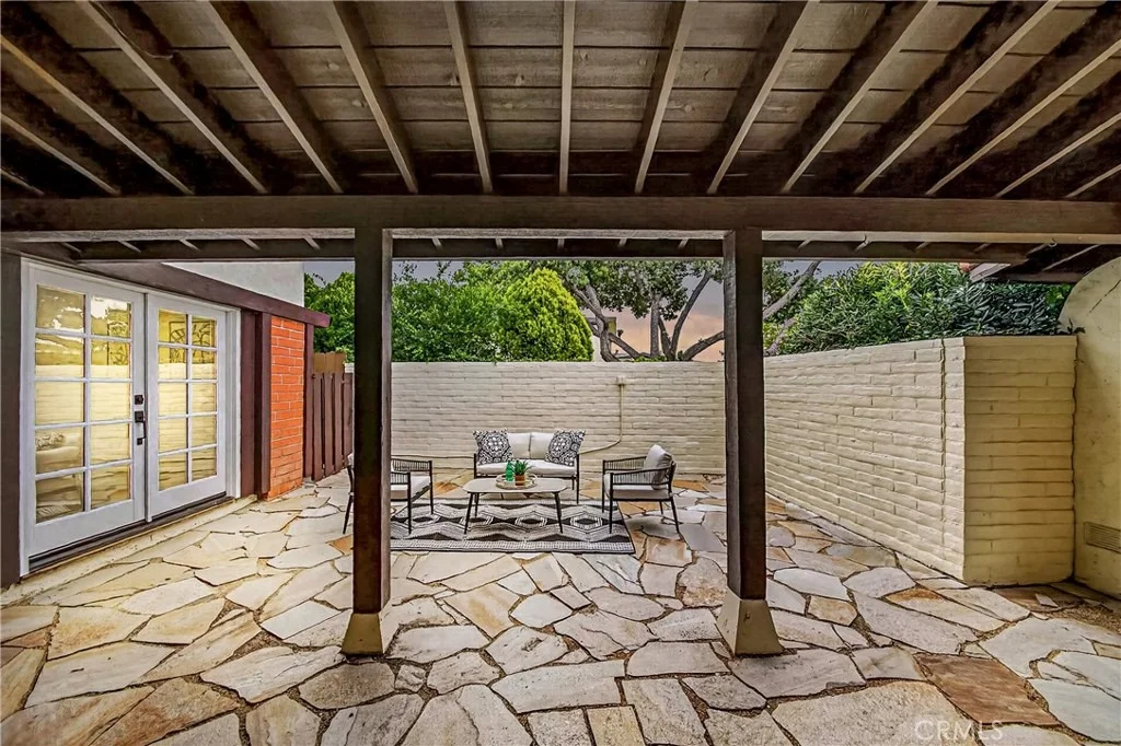 Photo of 27971 Beechgate Drive