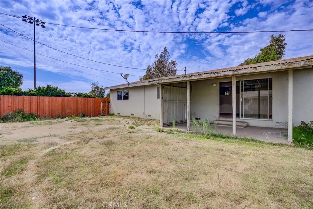 Photo of 606 W Albert Street