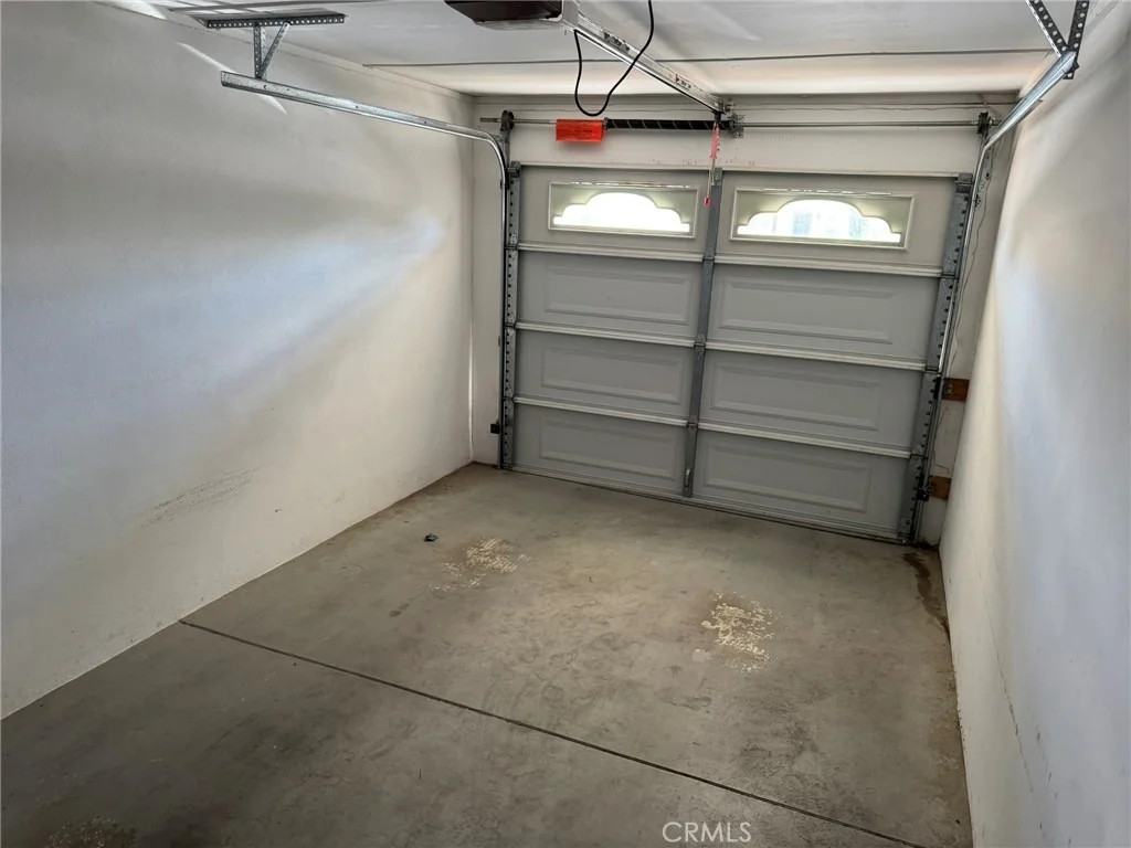 Photo of 25720 Ridgemoor