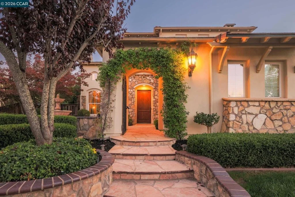 Photo of 4035 Lilac Ridge Rd
