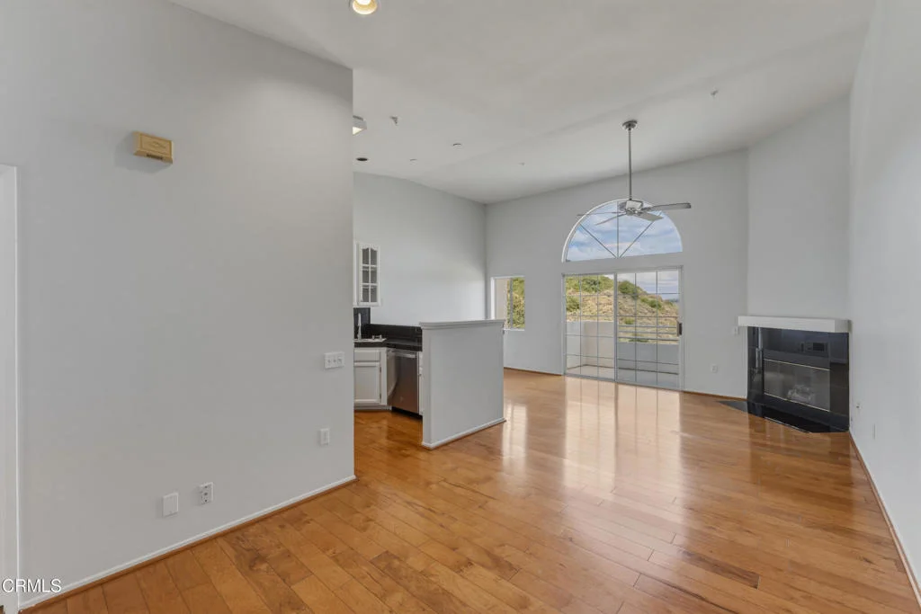Photo of Unit 307 at 2913 Antonio Drive