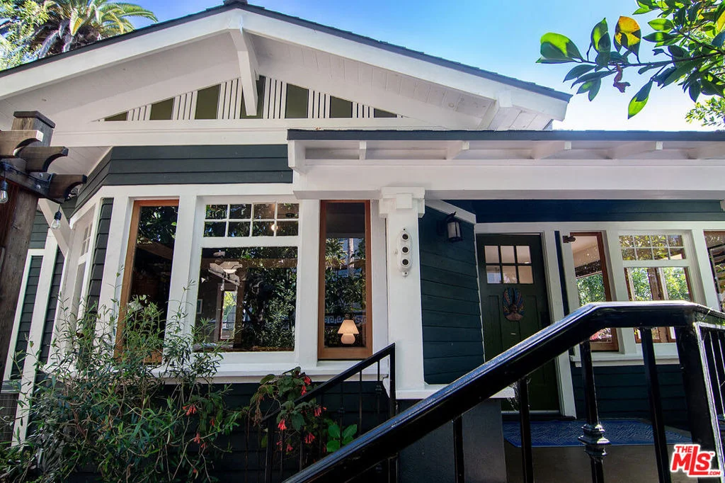Photo of 1130 Electric Avenue