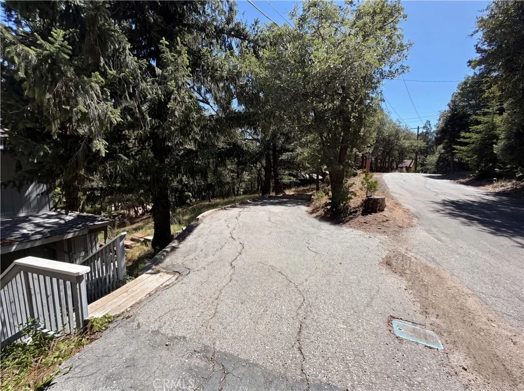 Photo of 21778 Ridge
