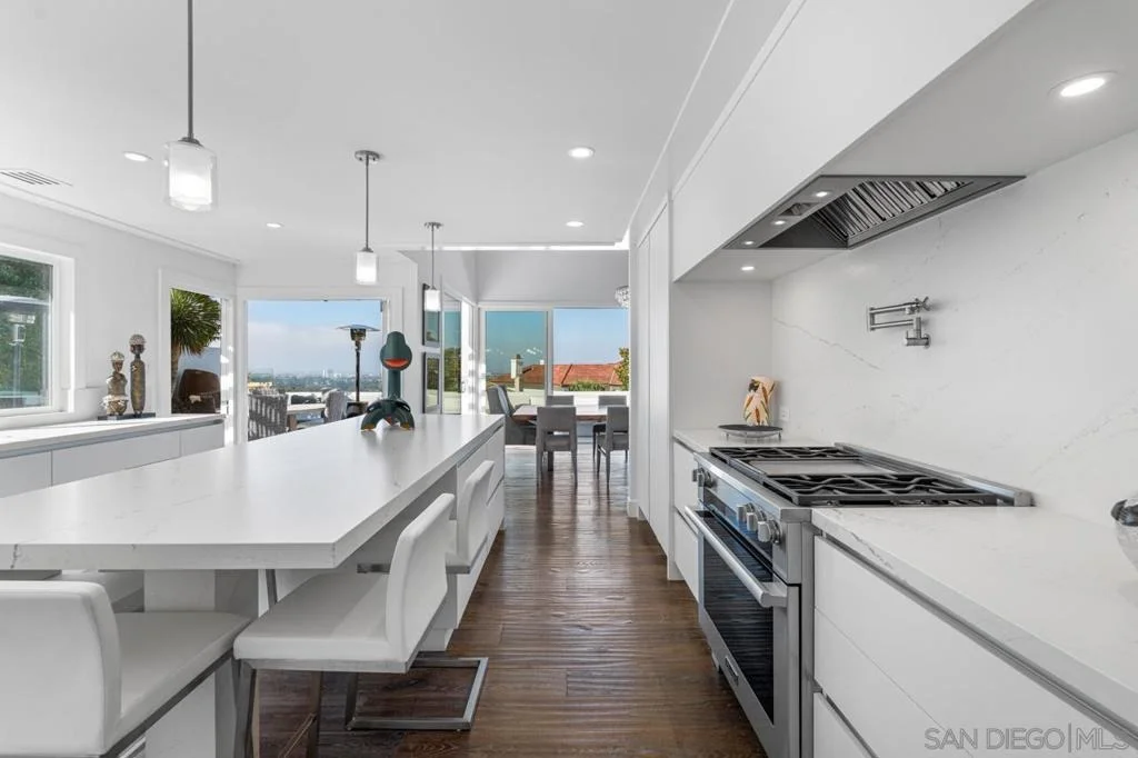 Photo of 2879 Caminito Merion