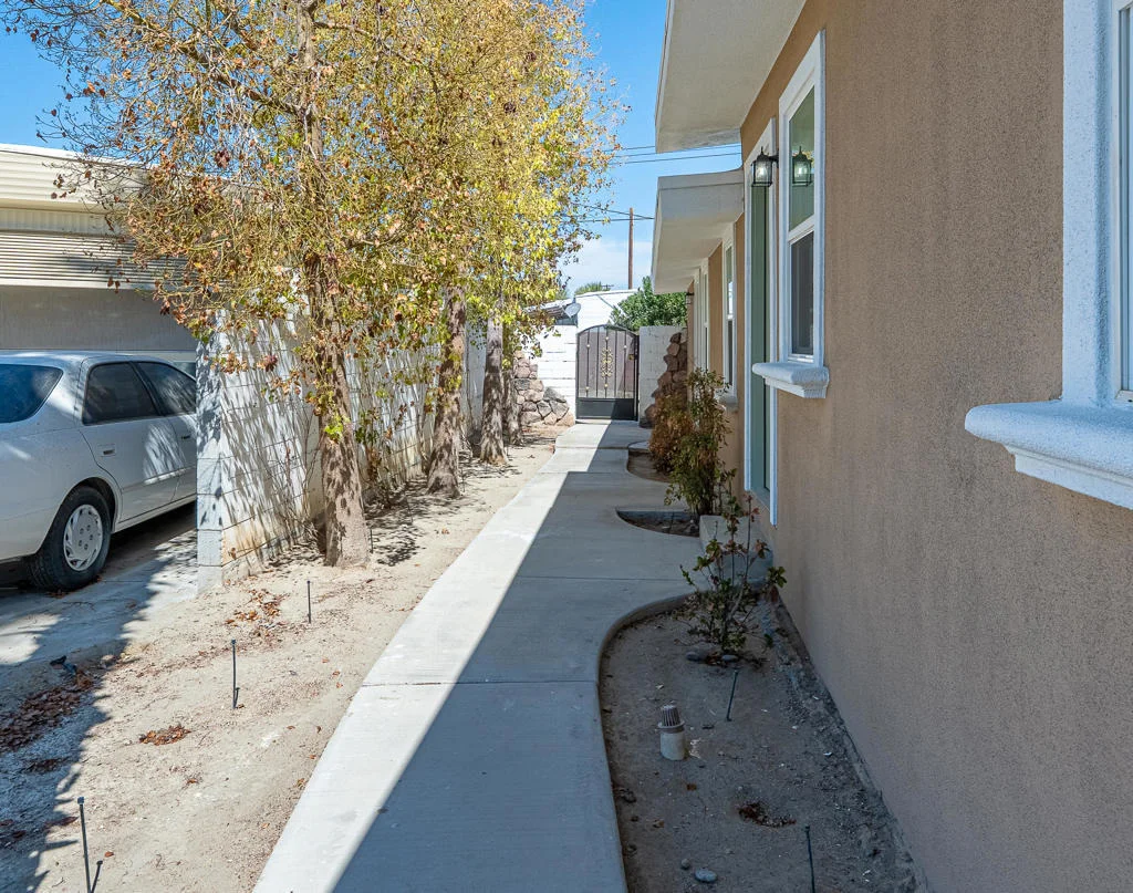 Photo of 73400 Algonquin Place