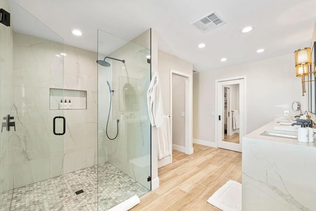 Photo of 45655 Apache Road