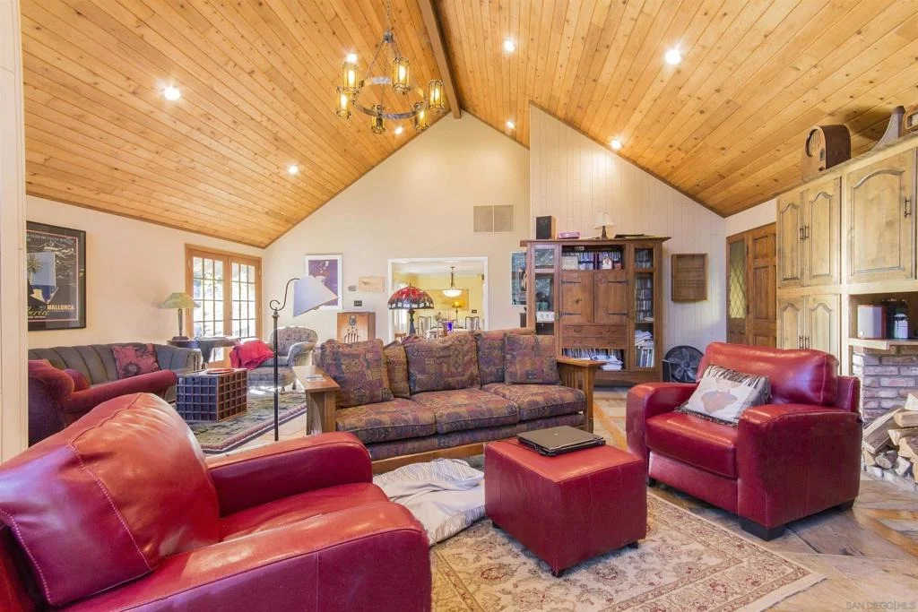 Photo of 28831 Spruce
