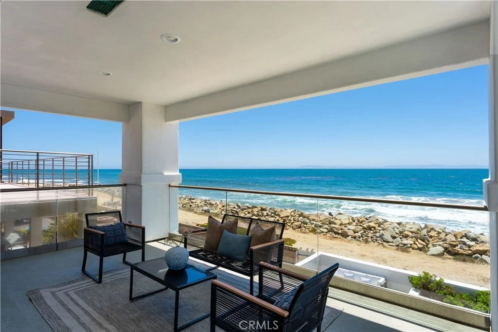 Photo of 5488 Rincon Beach Park