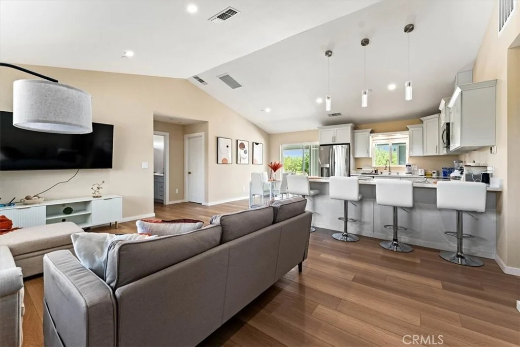 Photo of 24565 Foster Road