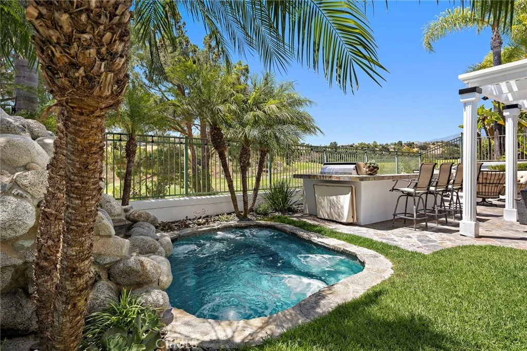 Photo of 25 Golf View Drive