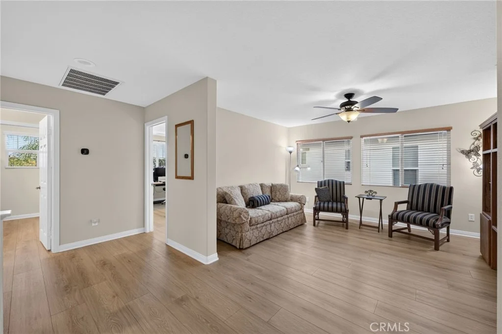 Photo of 32212 Blue Bell
