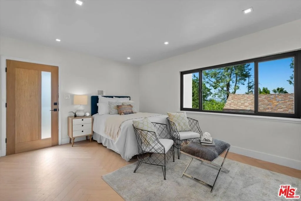 Photo of 4847 Brewster Drive