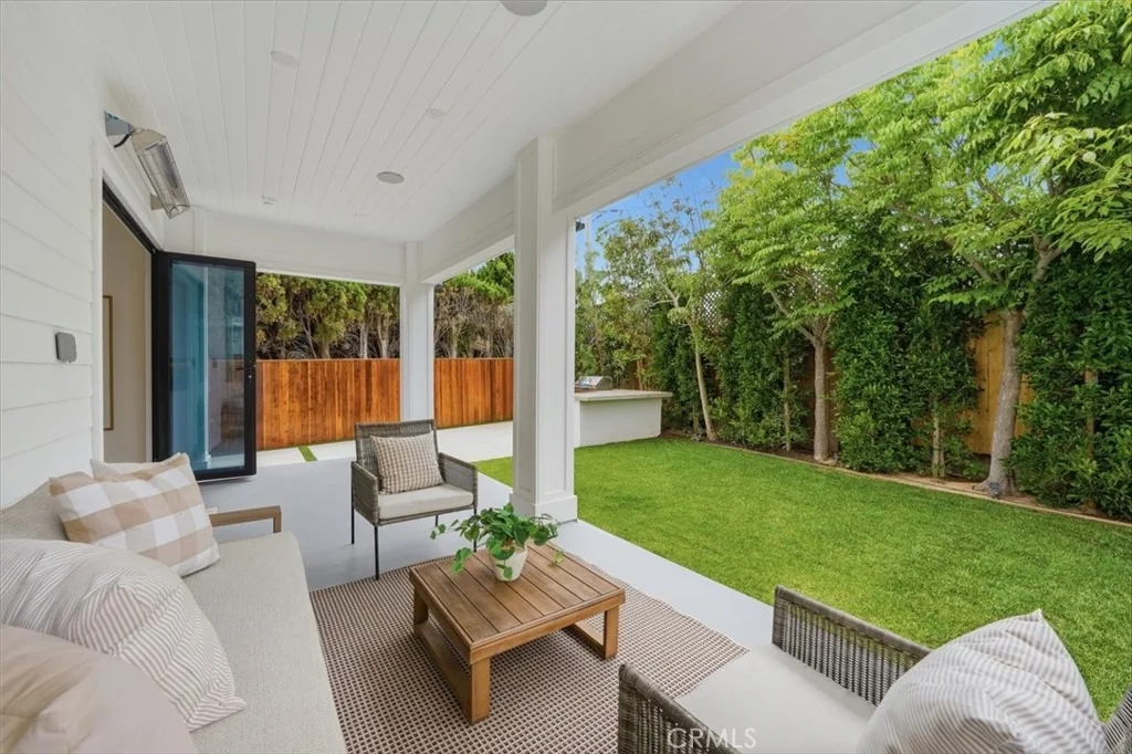 Photo of 2126 Havemeyer Lane