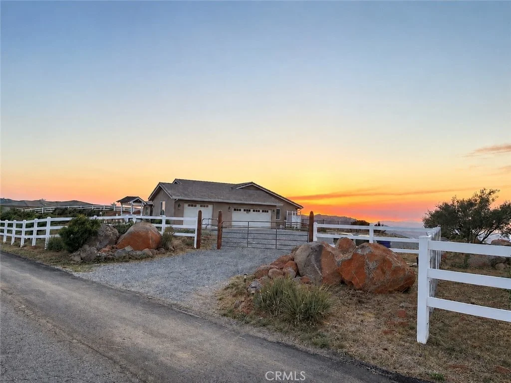 Photo of 12451 Rancho Heights