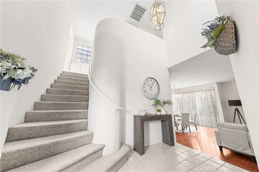 Photo of 1232 Mission Pl
