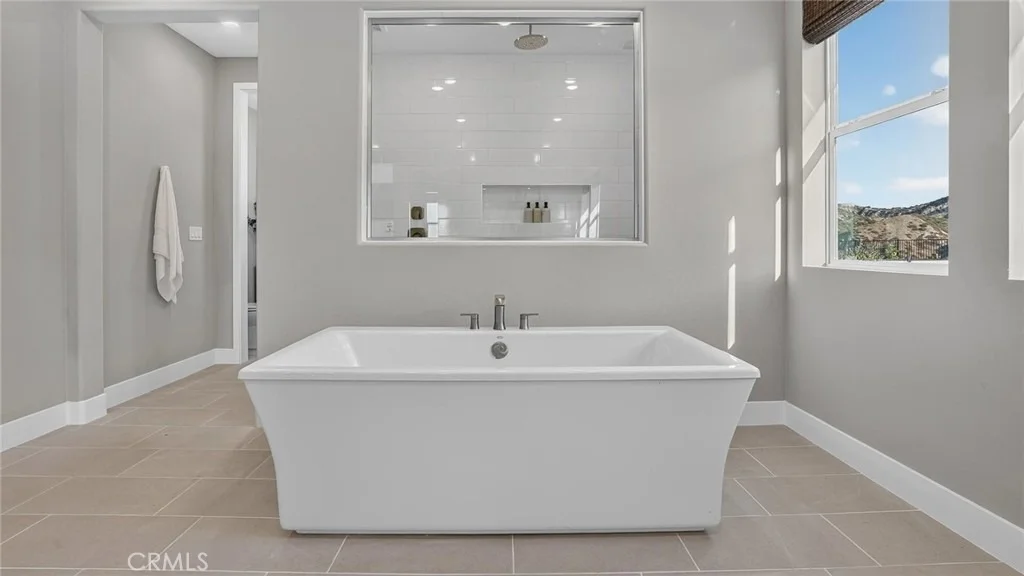 Photo of 25184 Captain Way