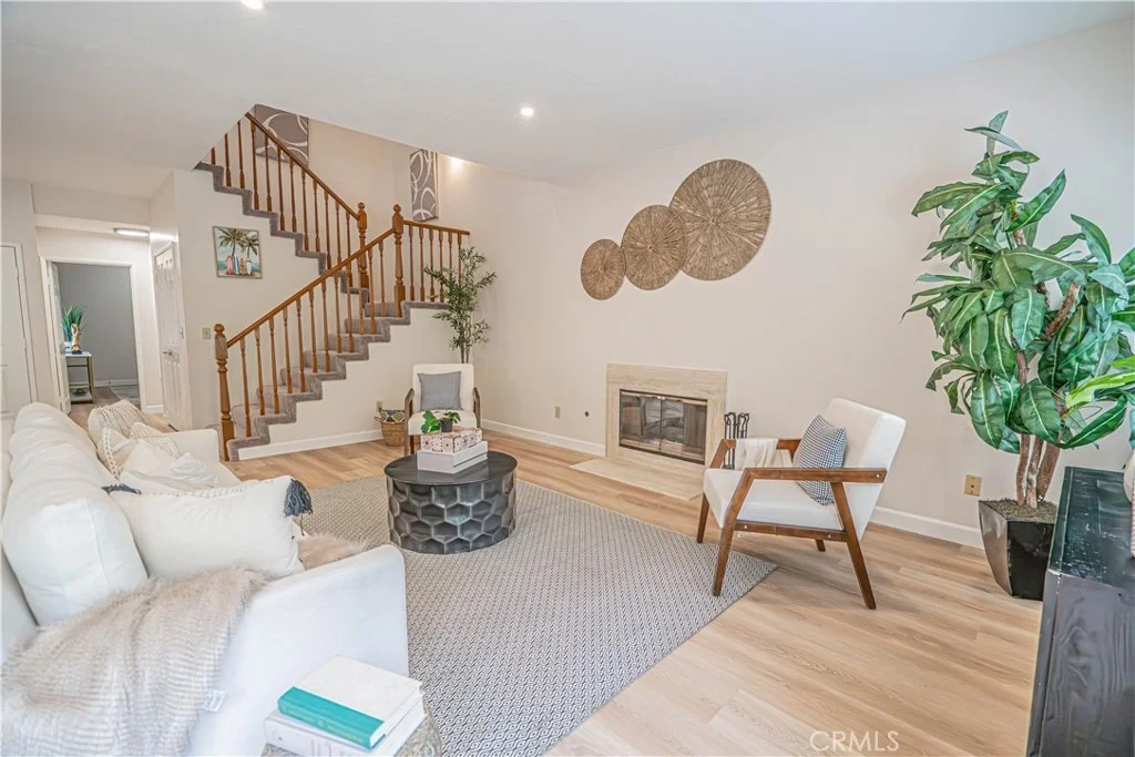 Photo of 6527 Beachview Drive
