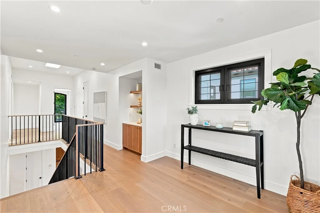 Photo of 1346 Gates Ave.