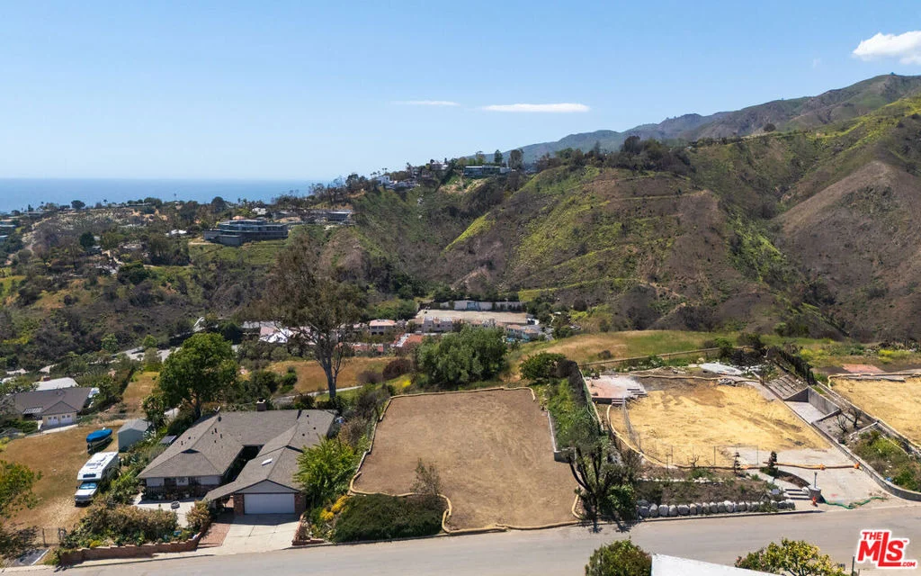 Photo of 729 Enchanted Way
