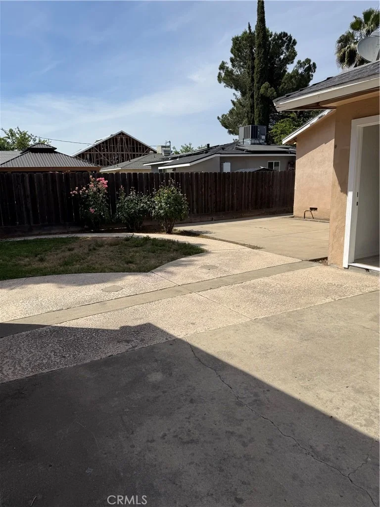 Photo of 1020 W 24th
