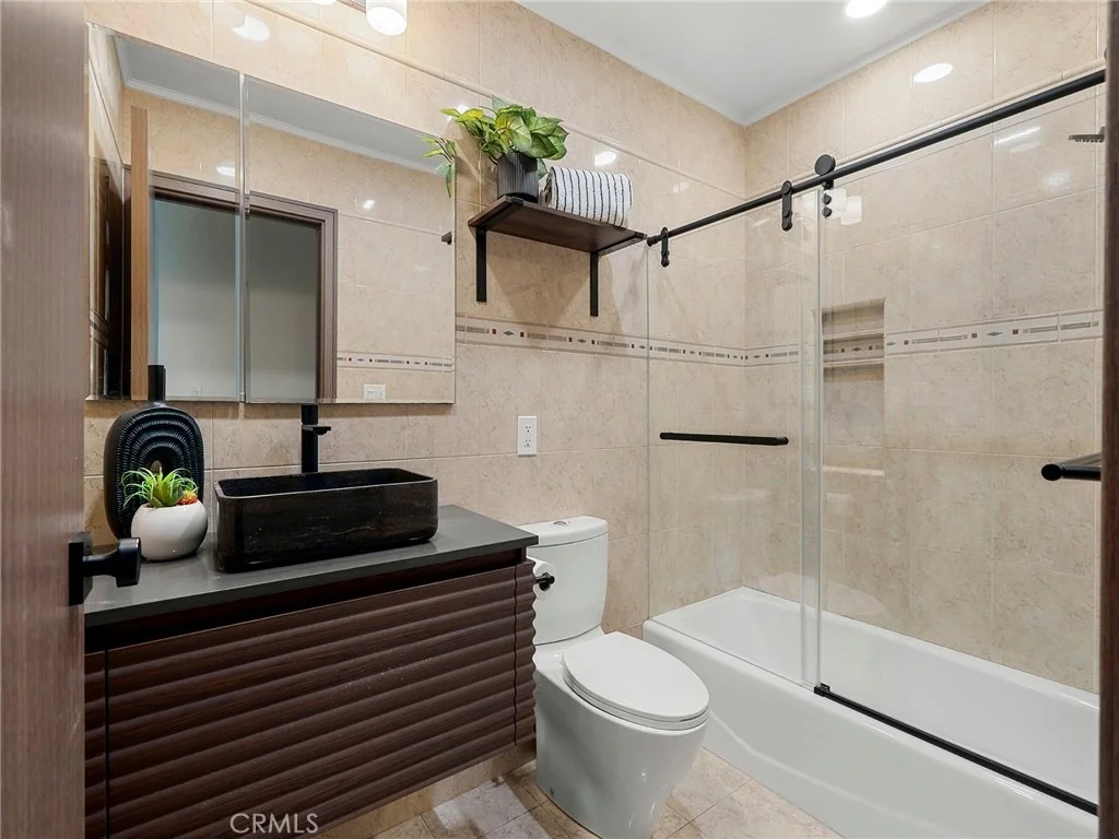 Photo of 323 Santa Rosa Road