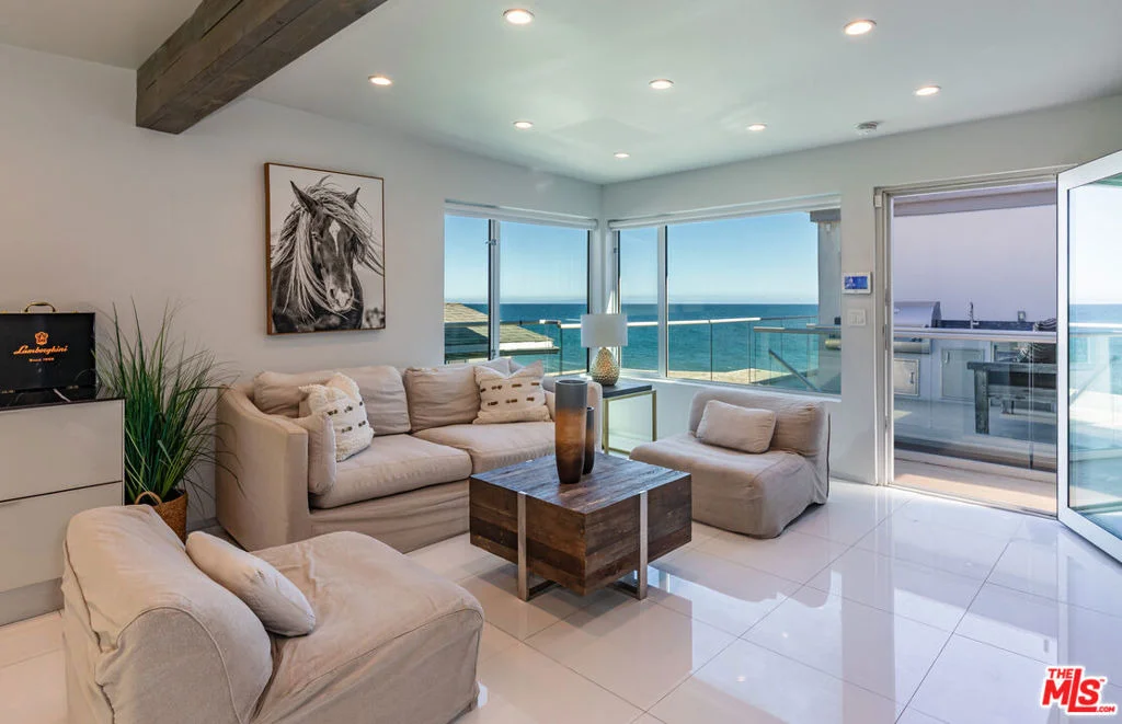 Photo of 26050 Pacific Coast Highway