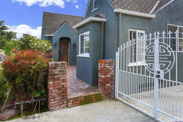 Photo of 1121 Cordova Avenue