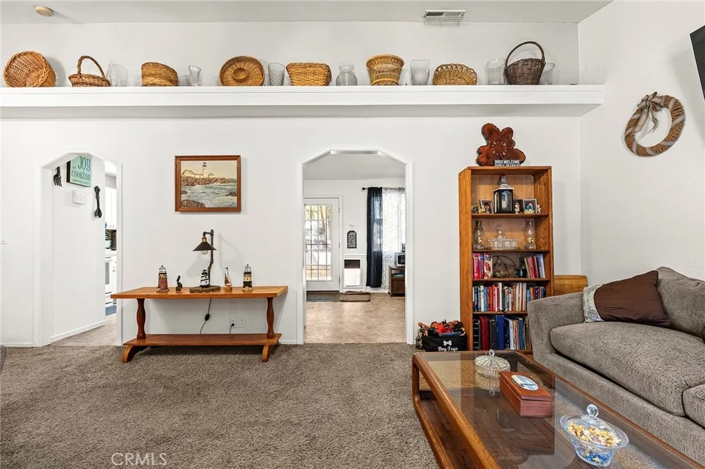 Photo of 6122 Dana Circle