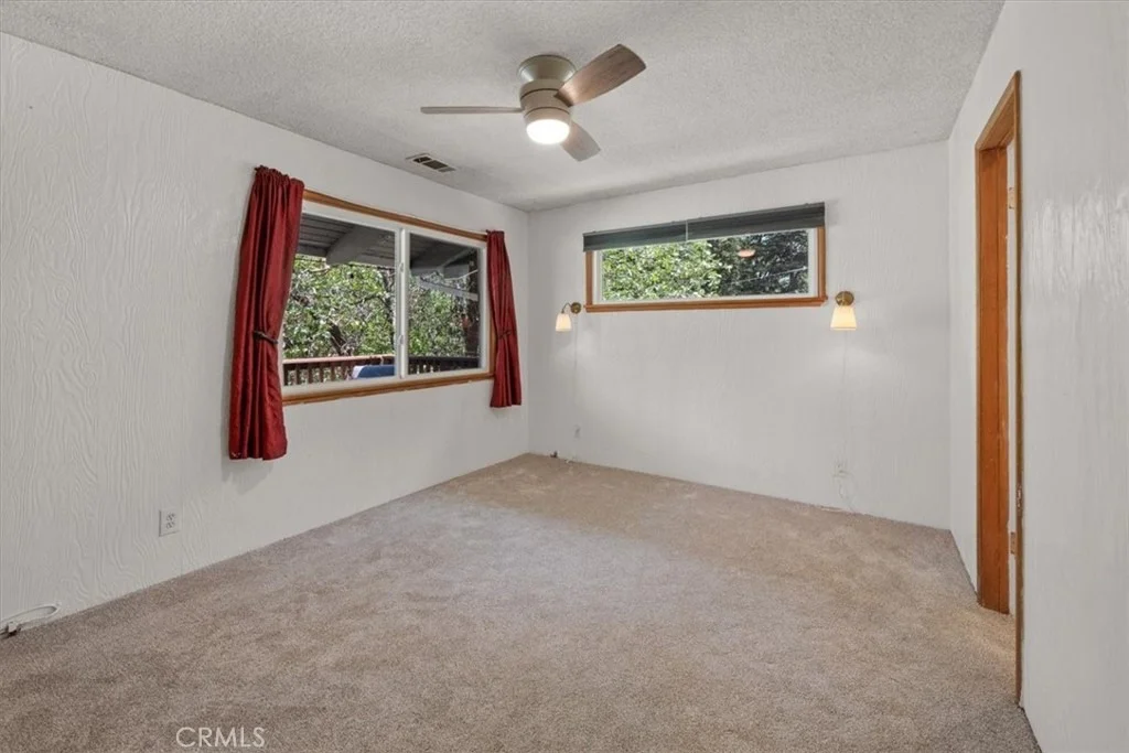 Photo of 2170 Spring Oak