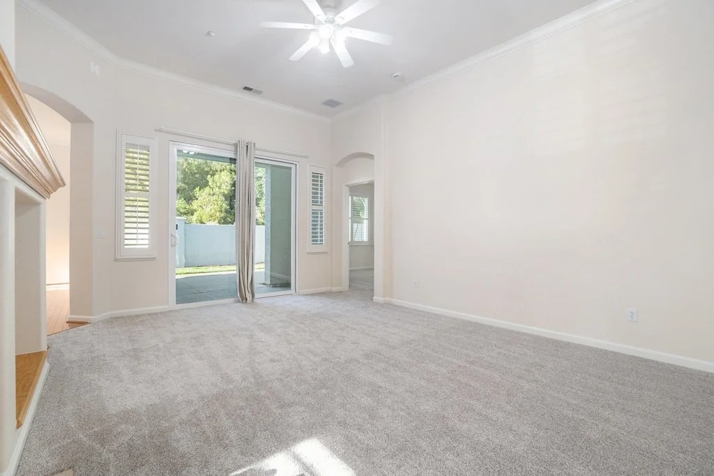 Photo of 1007 CENTENNIAL DR