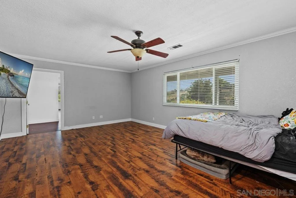 Photo of 3562 S Mission Road