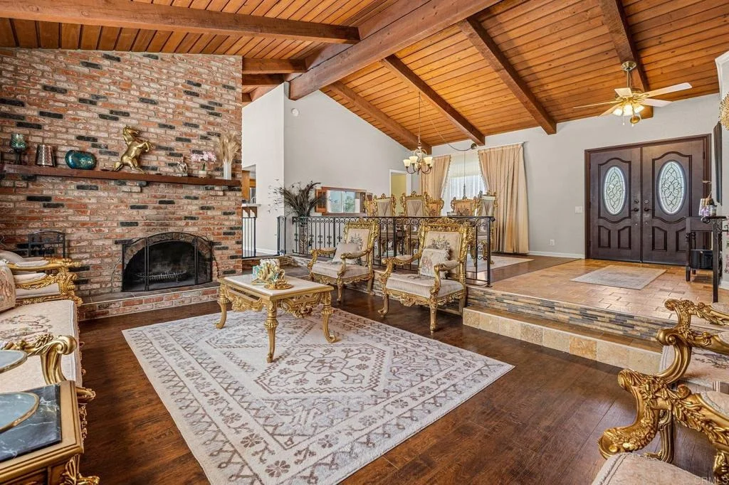 Photo of 3120 Florence