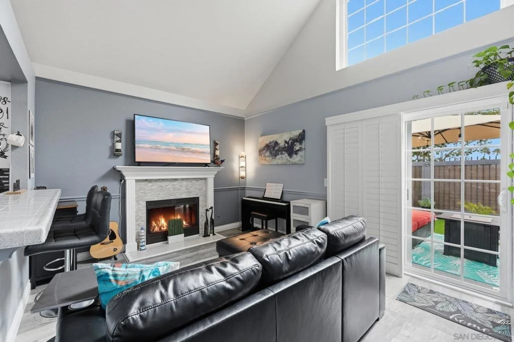 Photo of 901 Rose Arbor Drive