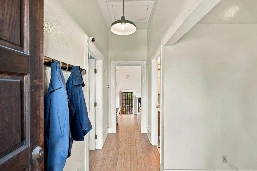 Photo of 5457 Vicente Way