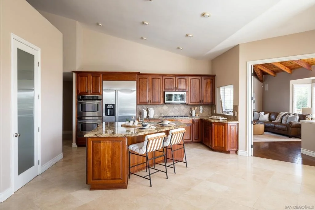 Photo of 15275 Eastvale Rd
