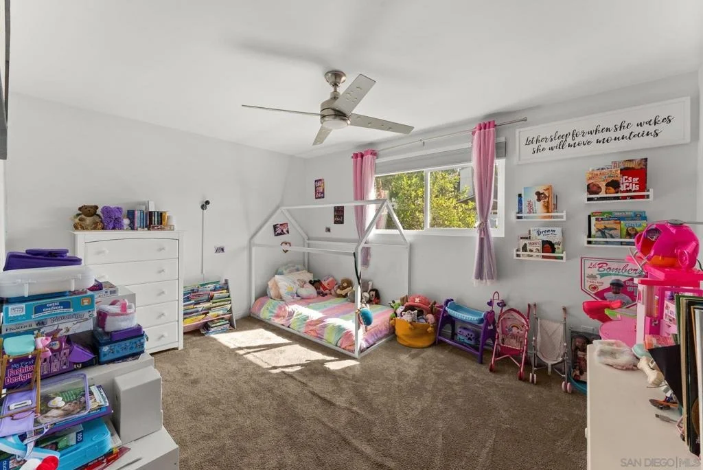 Photo of 9618 Date St