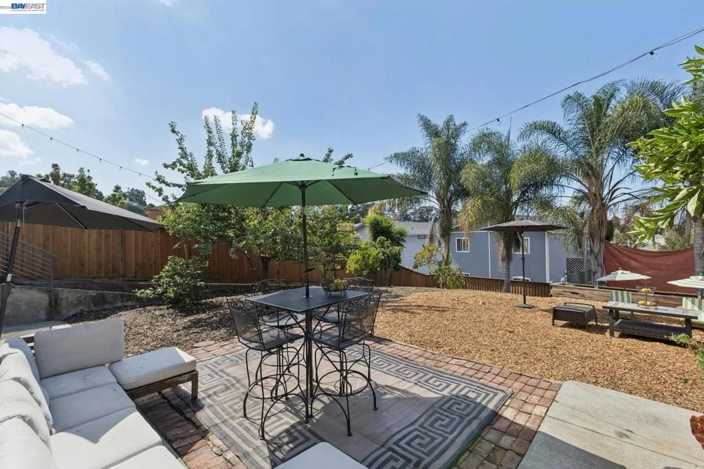 Photo of 8233 Golf Links Rd