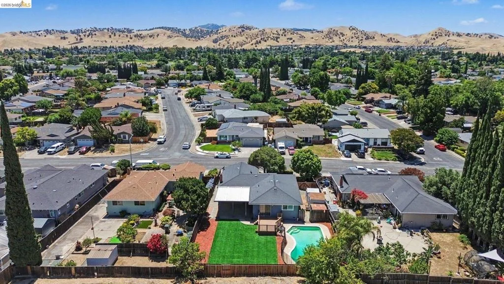 Photo of 1126 Mission Dr