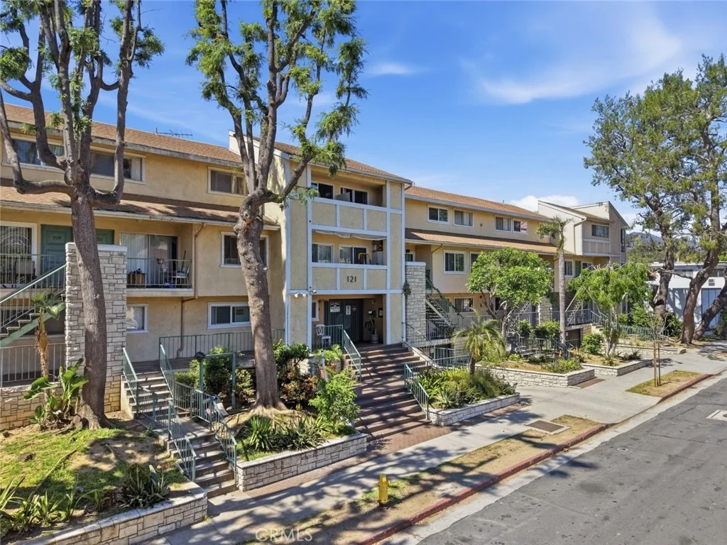 Photo of Unit 213 at 121 Sinclair Avenue