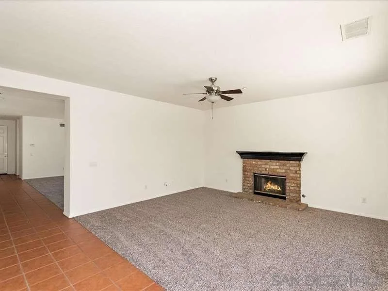 Photo of 1586 Silver Cup CT
