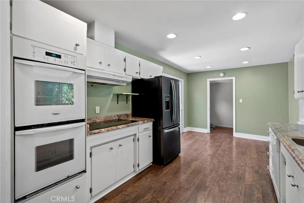 Photo of 598 East Avenue