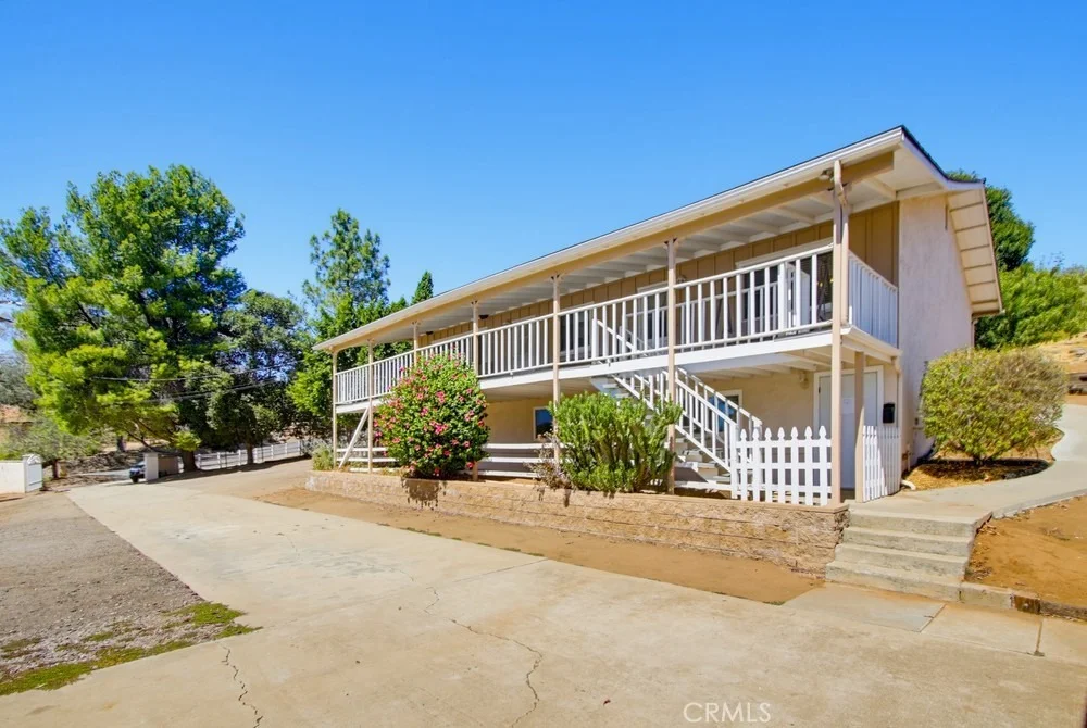 Photo of 1691 Roble Grande Road