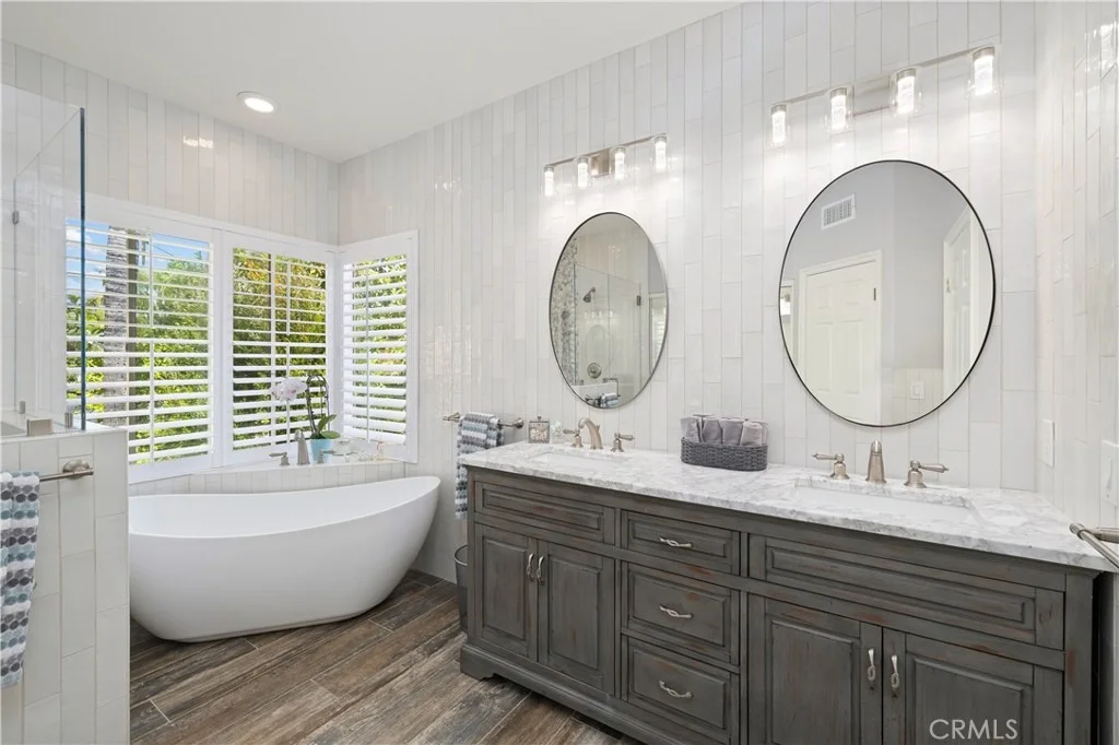 Photo of 5376 Edgewood Drive