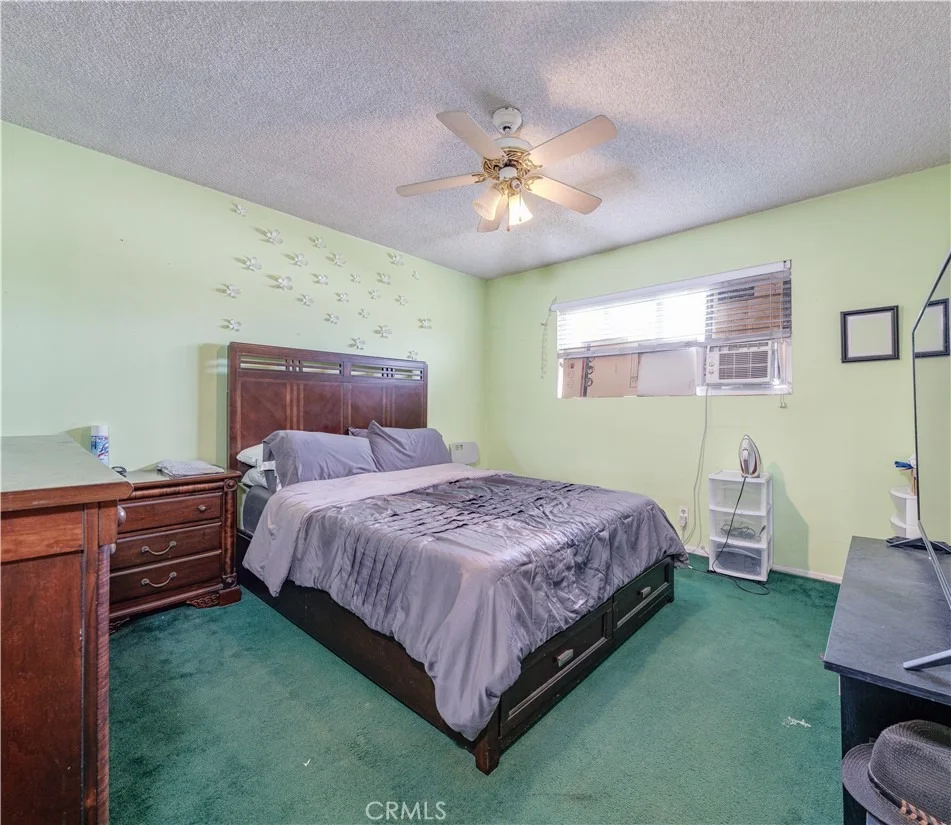 Photo of 10921 Walnut